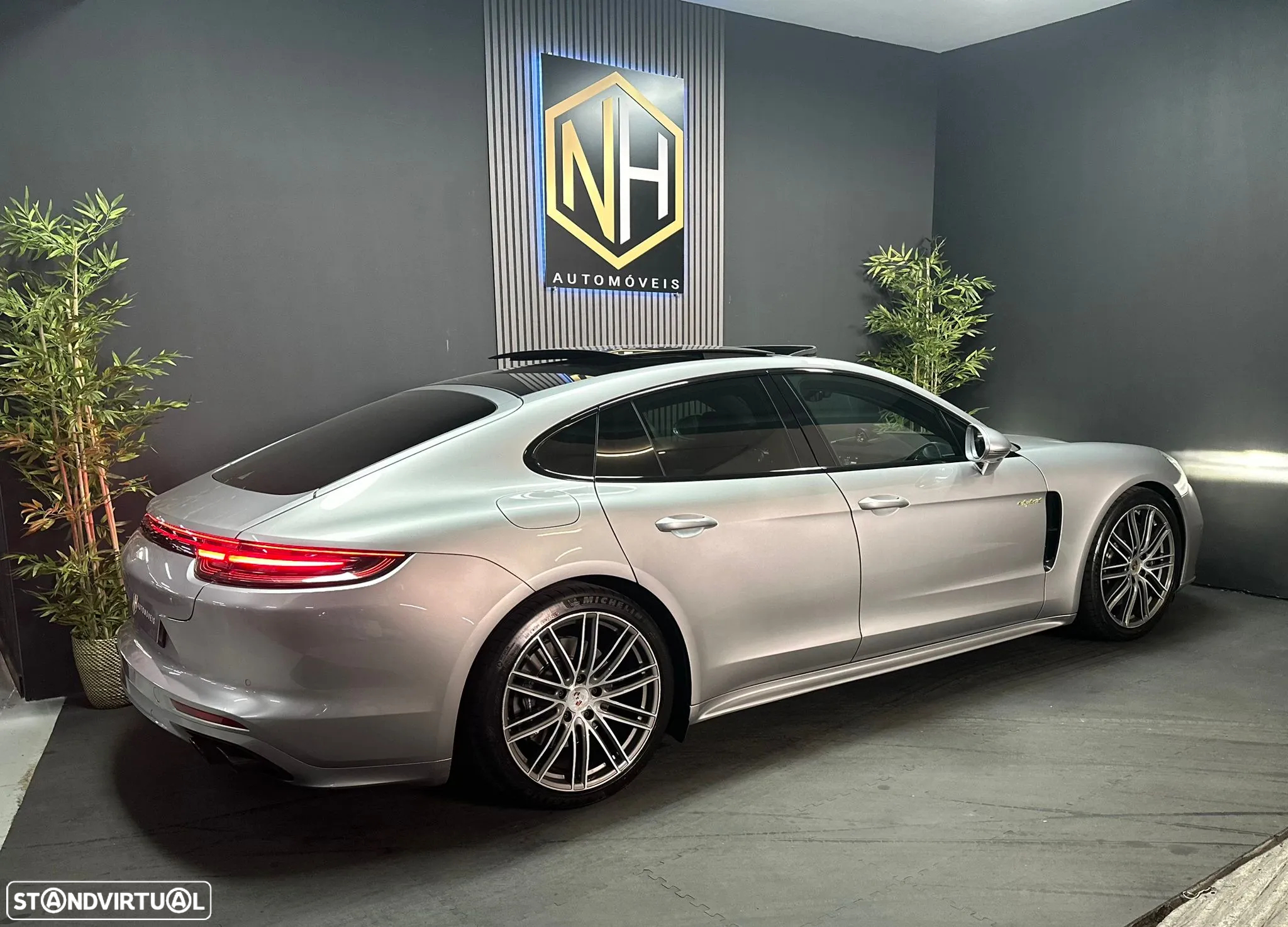 Porsche Panamera 4 E-Hybrid Platinum Edition com PDLS - 5