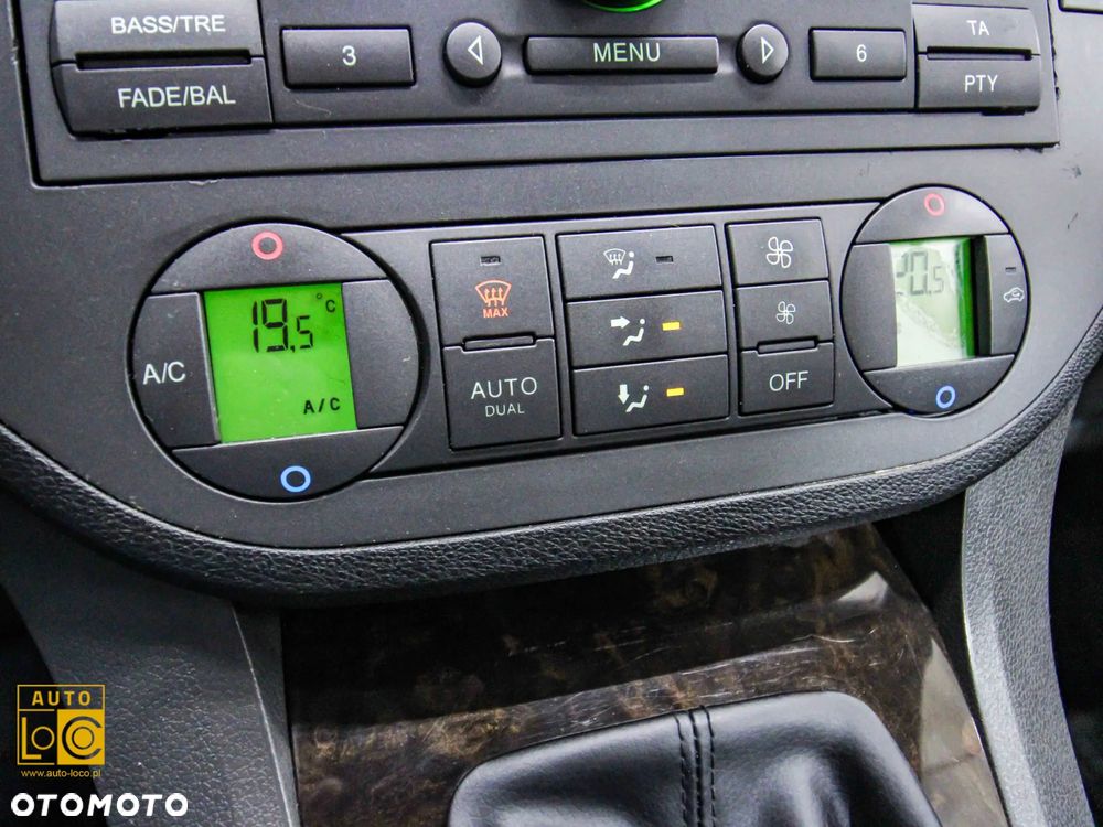 Ford Focus C-Max 1.8 Ghia - 17