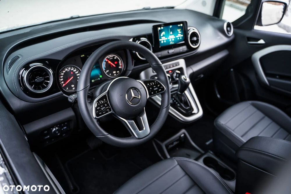 Mercedes-Benz EQT - 10