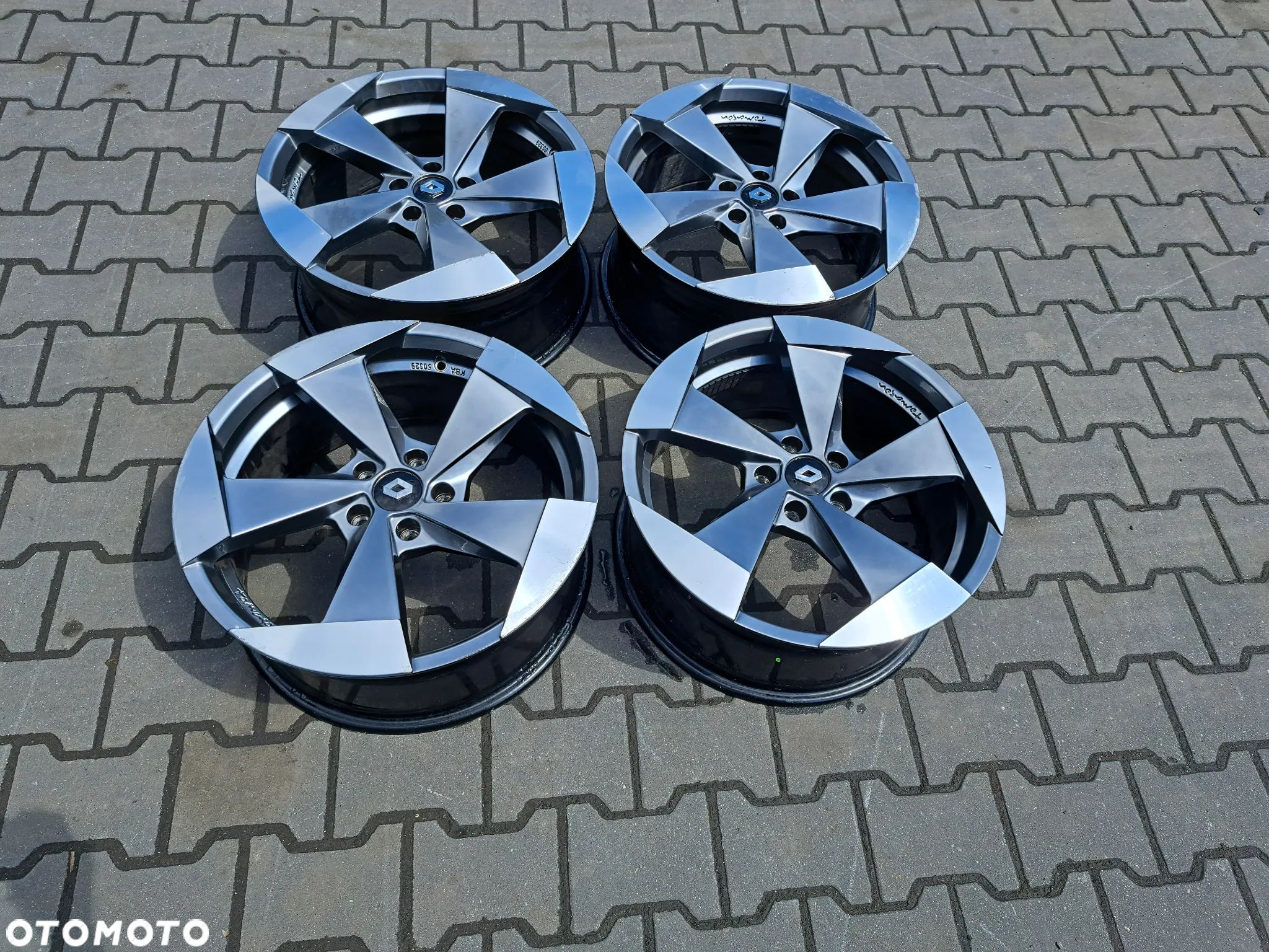 Alufelgi Renault 19 cali 5x114.3 Koleos II Espace V Qashqai II Nissan xtrail II T32 Kadjar Tomason - 1