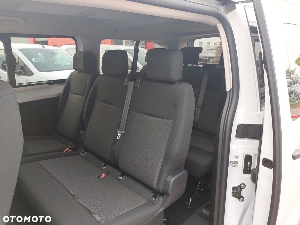 Toyota Proace Verso 2.2 D4-D Long Combi - 11