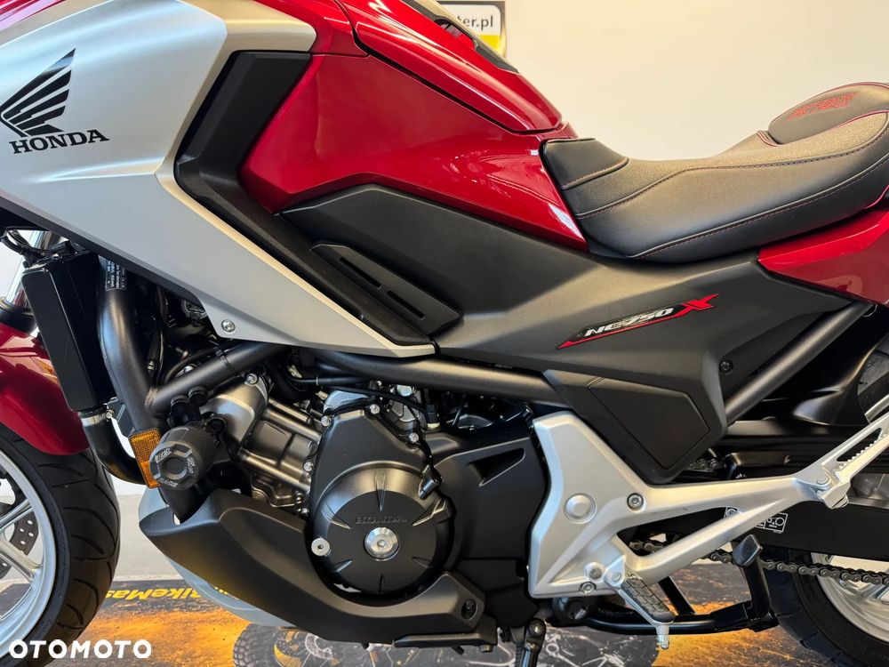 Honda NC - 23