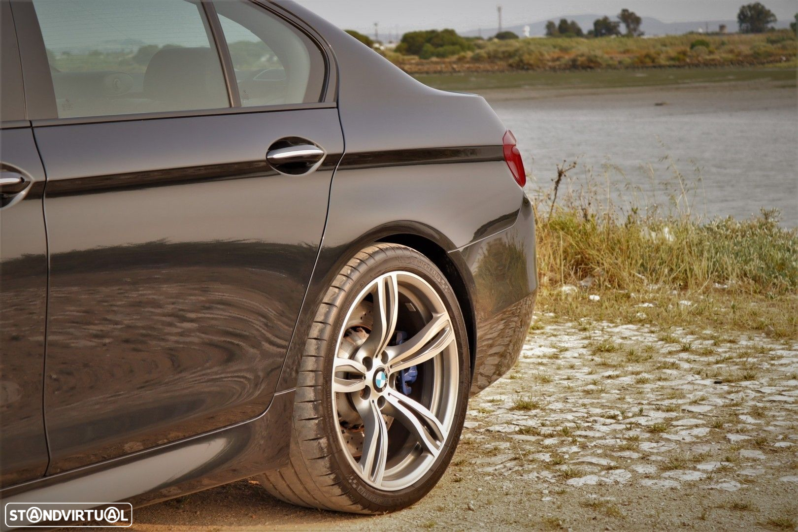 BMW M5 Standard - 15
