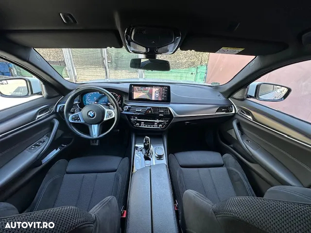BMW Seria 5 520d xDrive AT MHEV - 16