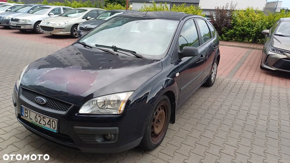 Ford Focus 1.6 Ambiente - 1