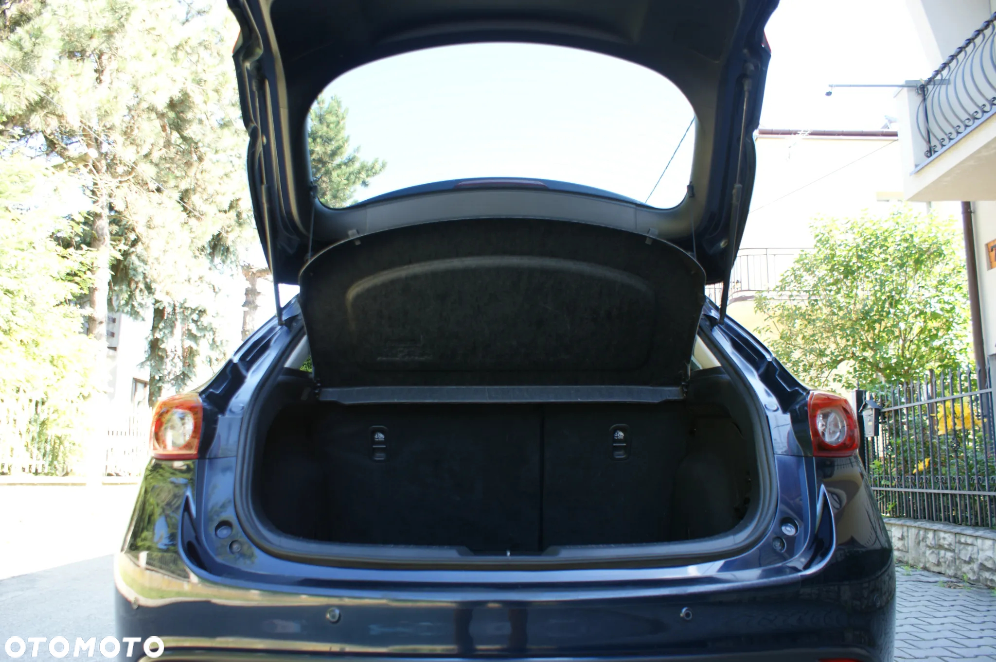 Mazda 3 - 16