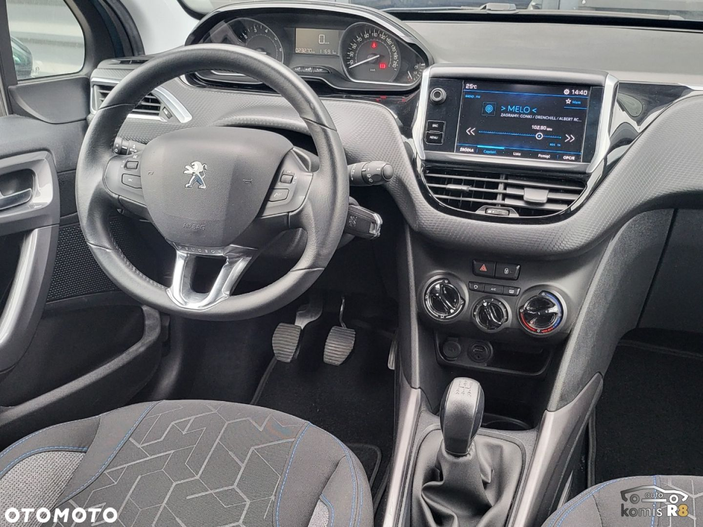 Peugeot 2008 - 22