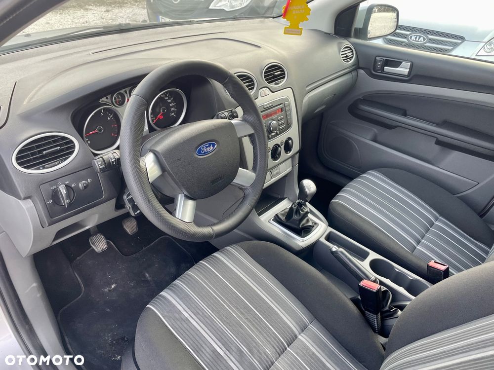 Ford Focus 1.6 16V Fun - 2