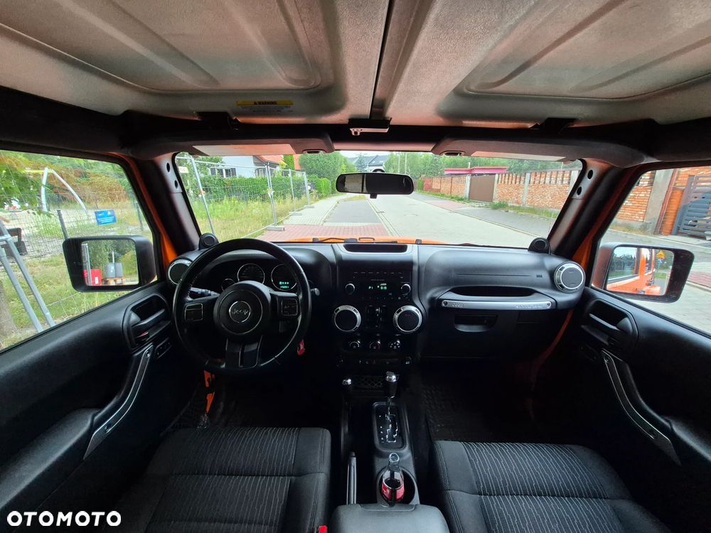 Jeep Wrangler 3.6 Unlim Sahara - 5