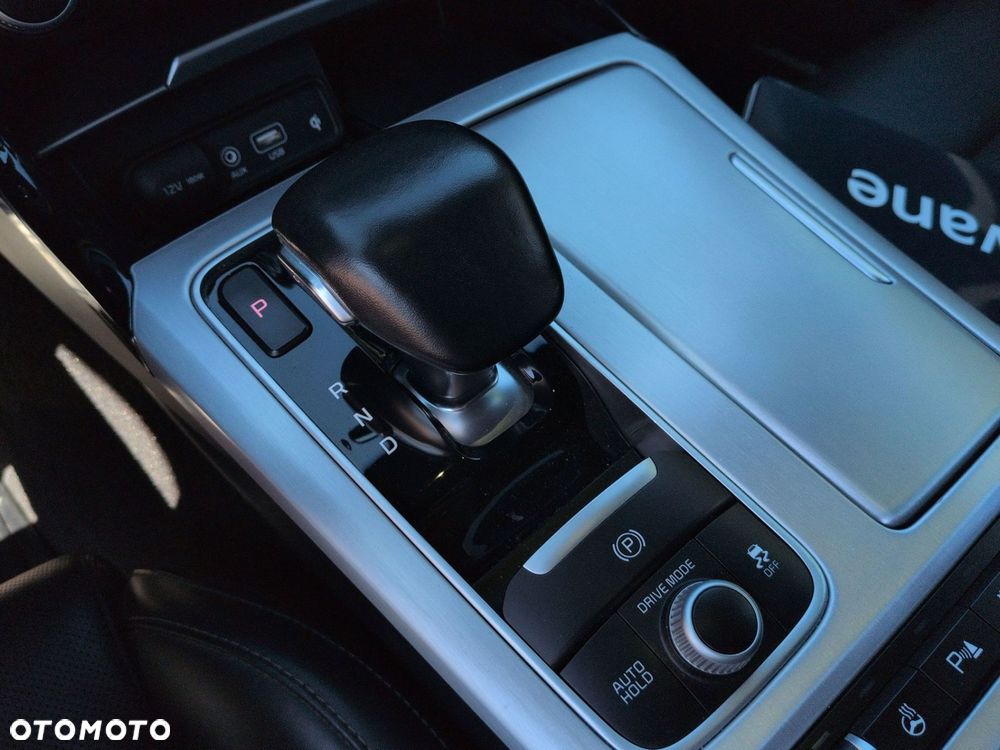 Kia Stinger - 13