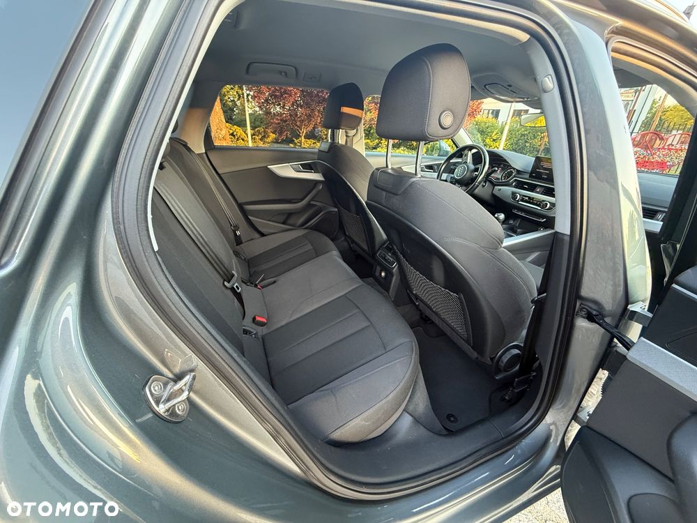 Audi A4 Avant 2.0 TDI - 12