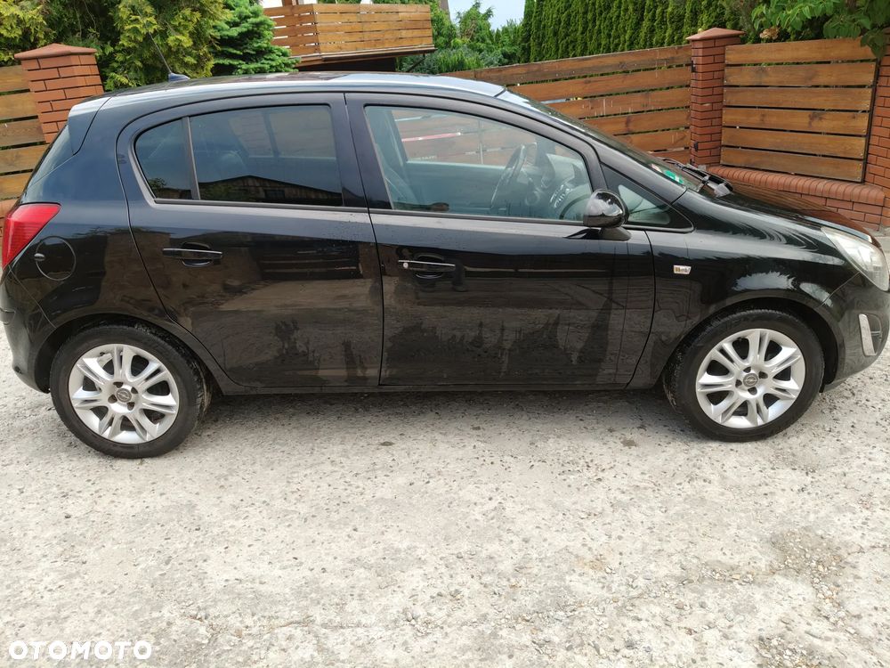 Opel Corsa 1.4 16V Navi - 4