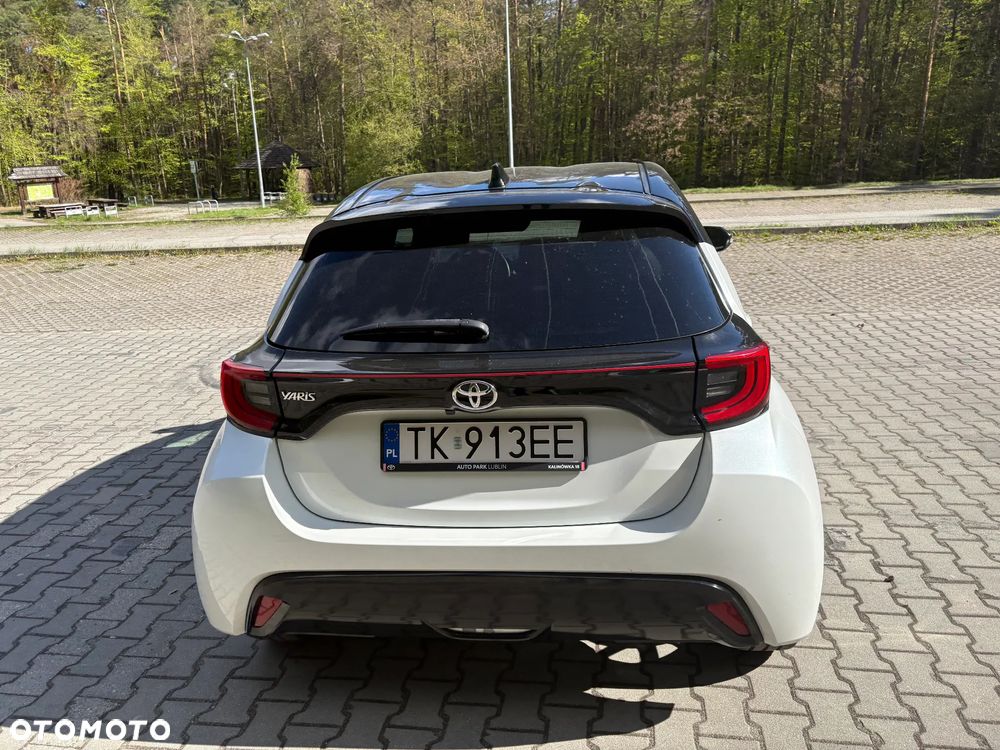 Toyota Yaris 1.5 Selection Elegant - 31