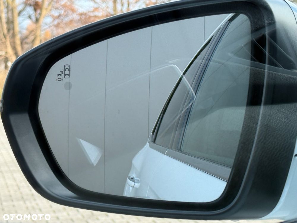 DS Automobiles DS 7 Crossback 2.0 BlueHDi So Chic - 32