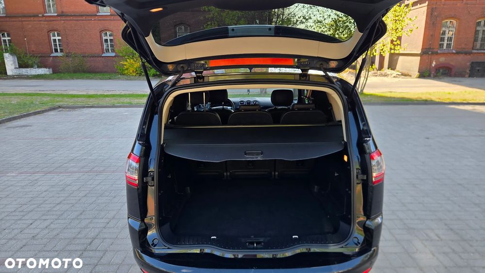 Ford S-Max 2.0 TDCi DPF Titanium - 19