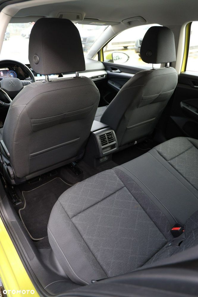 Volkswagen Golf - 24