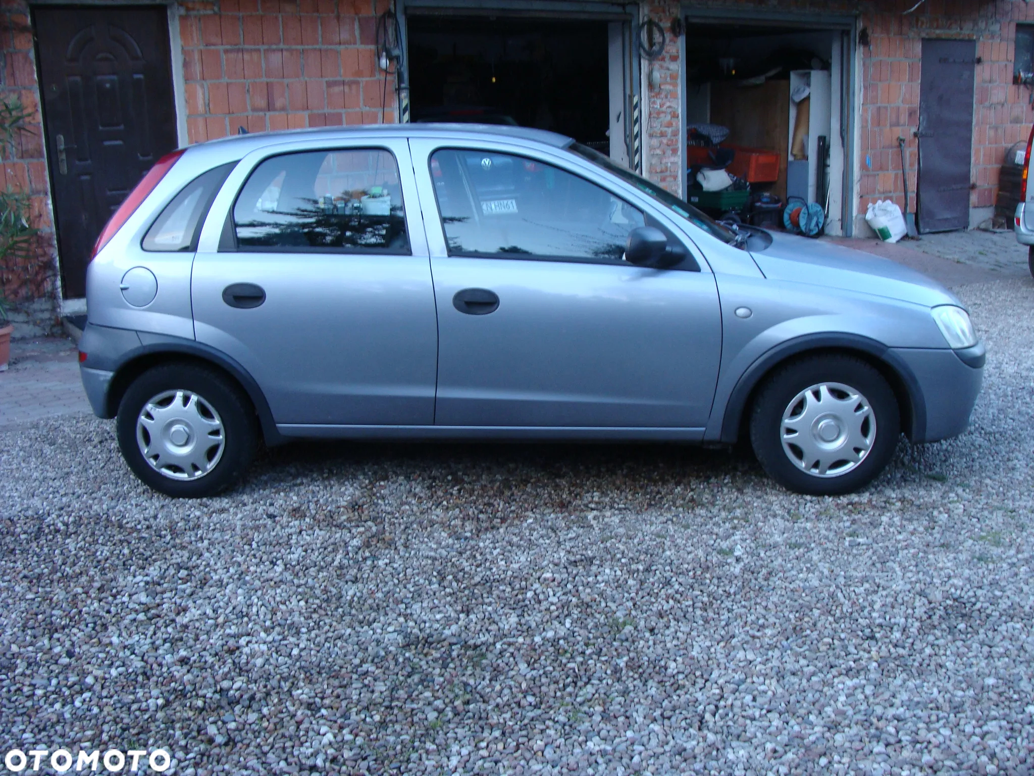 Opel Corsa 1.2 16V Comfort - 3
