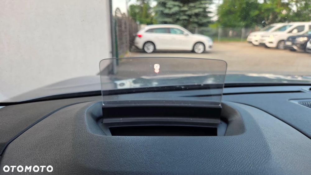 Citroën C4 1.5 BlueHDi Shine S&S - 23