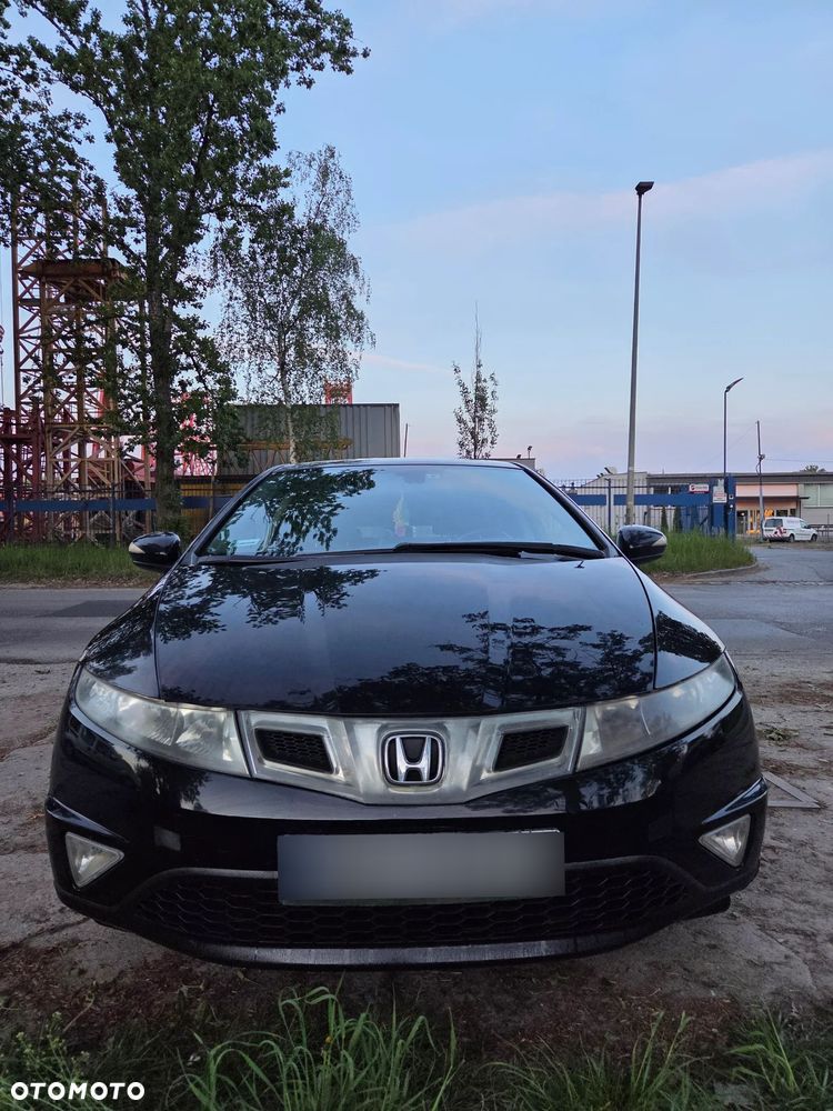 Honda Civic 1.8 Executive - 3