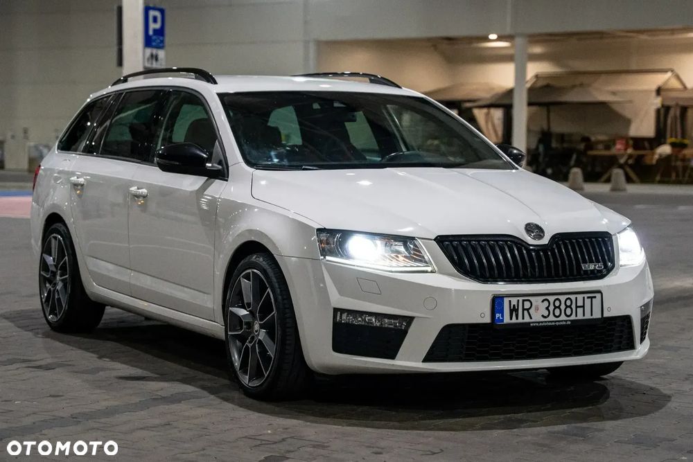 Skoda Octavia 2.0 TSI RS - 1