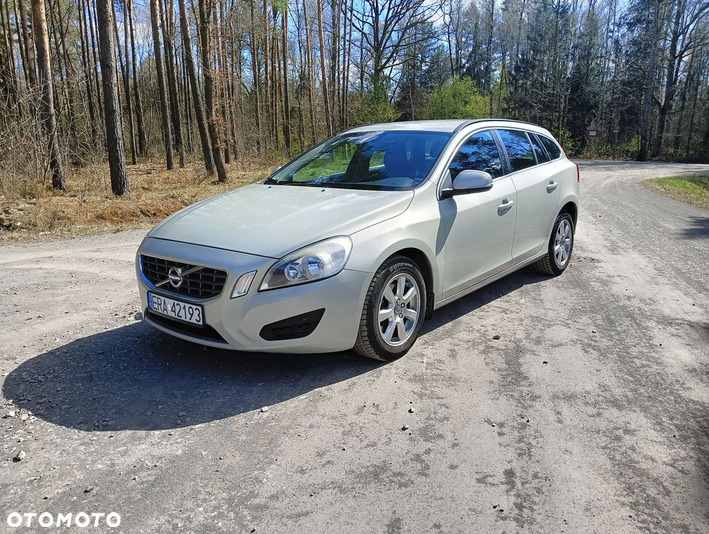 Volvo V60 D3 Summum - 1