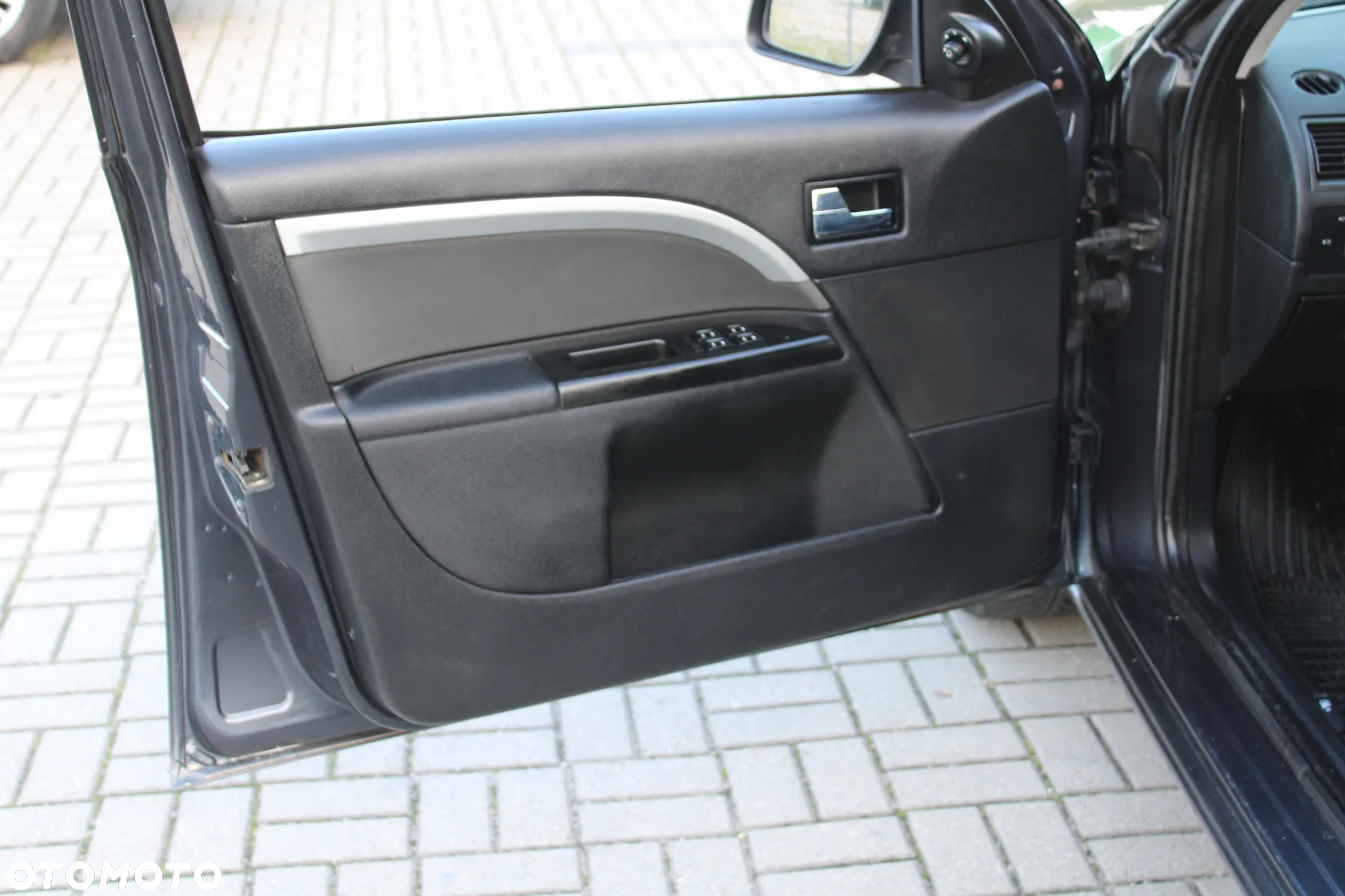 Ford Mondeo - 21