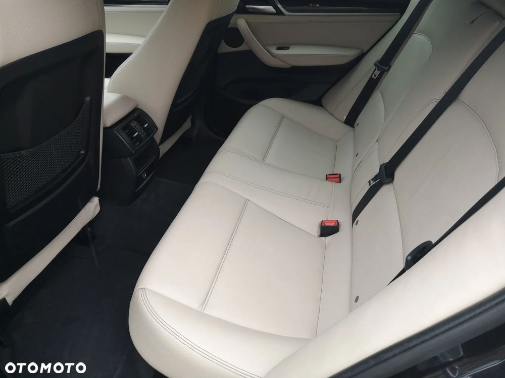 BMW X4 xDrive20d - 12