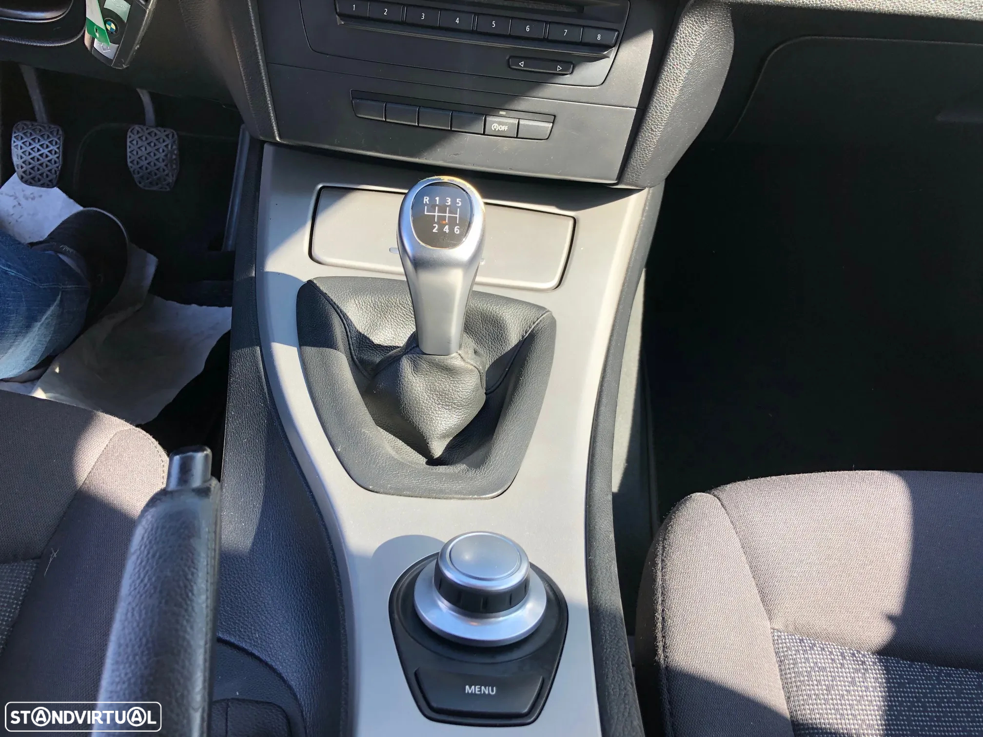 BMW 318 d Touring Dynamic - 17