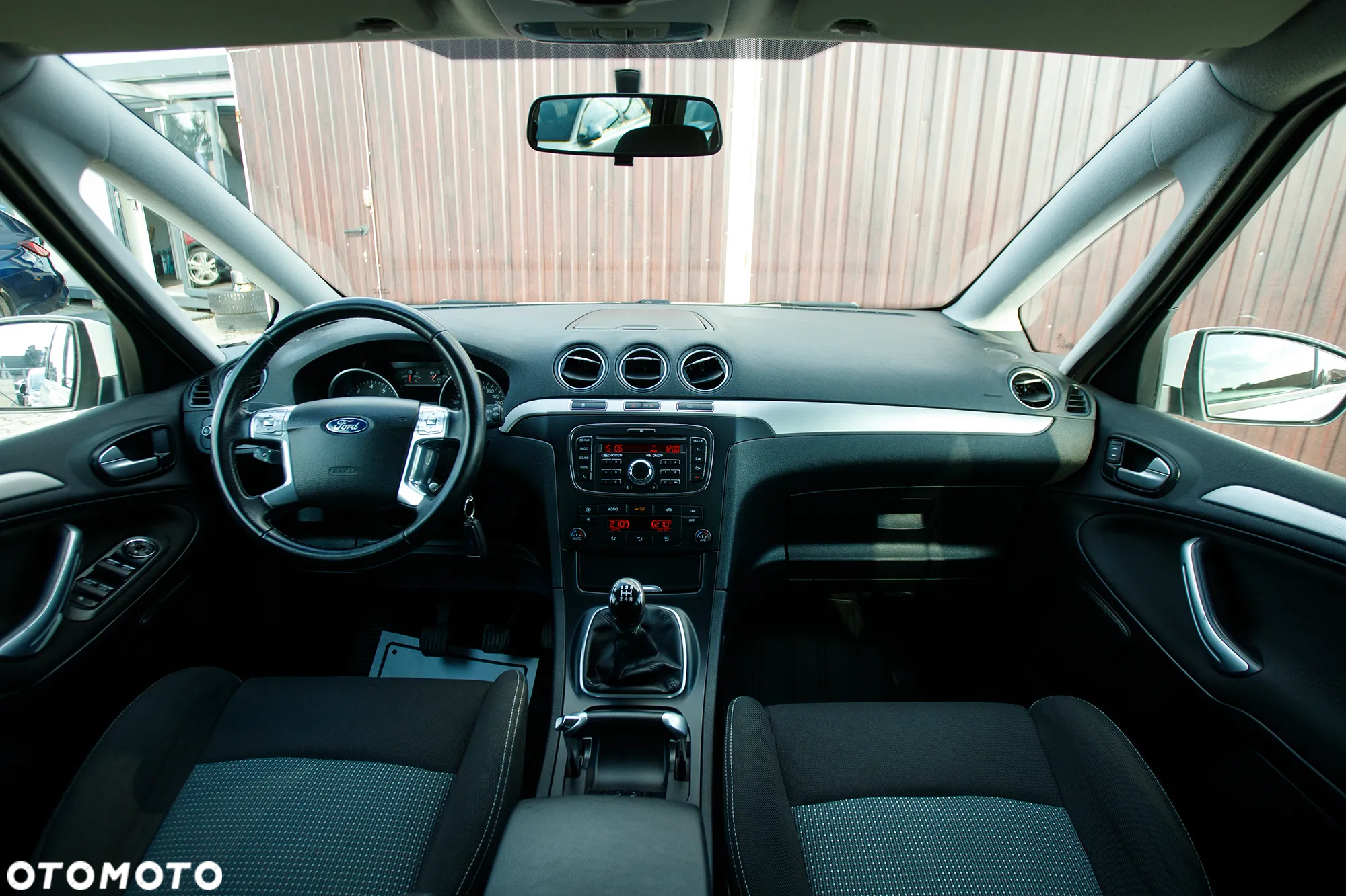 Ford S-Max 2.0 FF Titanium - 19