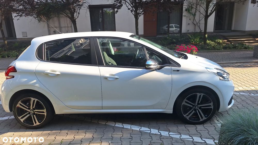 Peugeot 208 PureTech 110 Stop & Start EAT6 Allure - 5