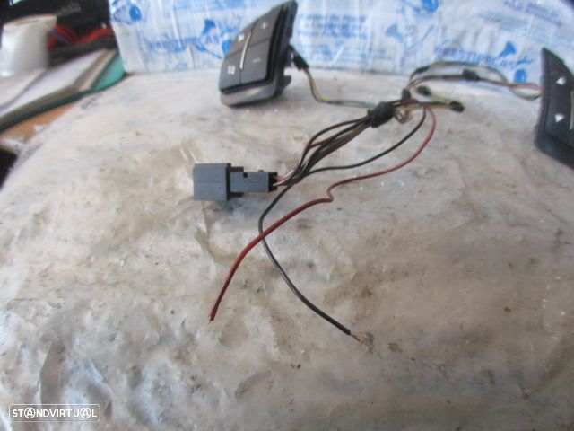 Interruptor Inter4632 ALFA ROMEO MITO FASE 1 2019 1.3JTD 90CV 3P PRETO VOLANTE MULTIFUNÇÕES Danificado Cabo Cortado - 2