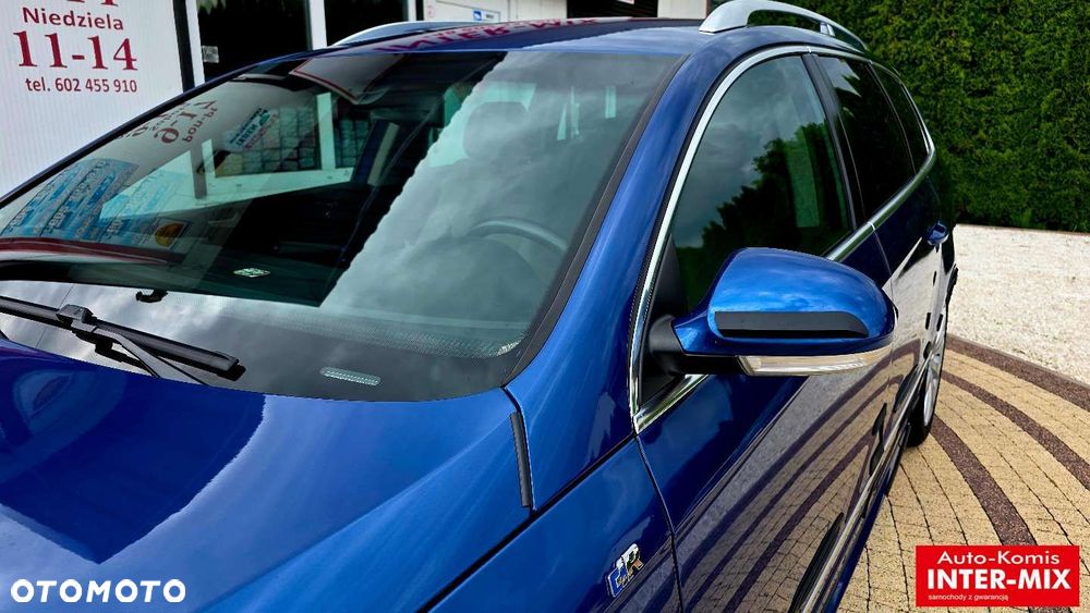 Volkswagen Passat - 11