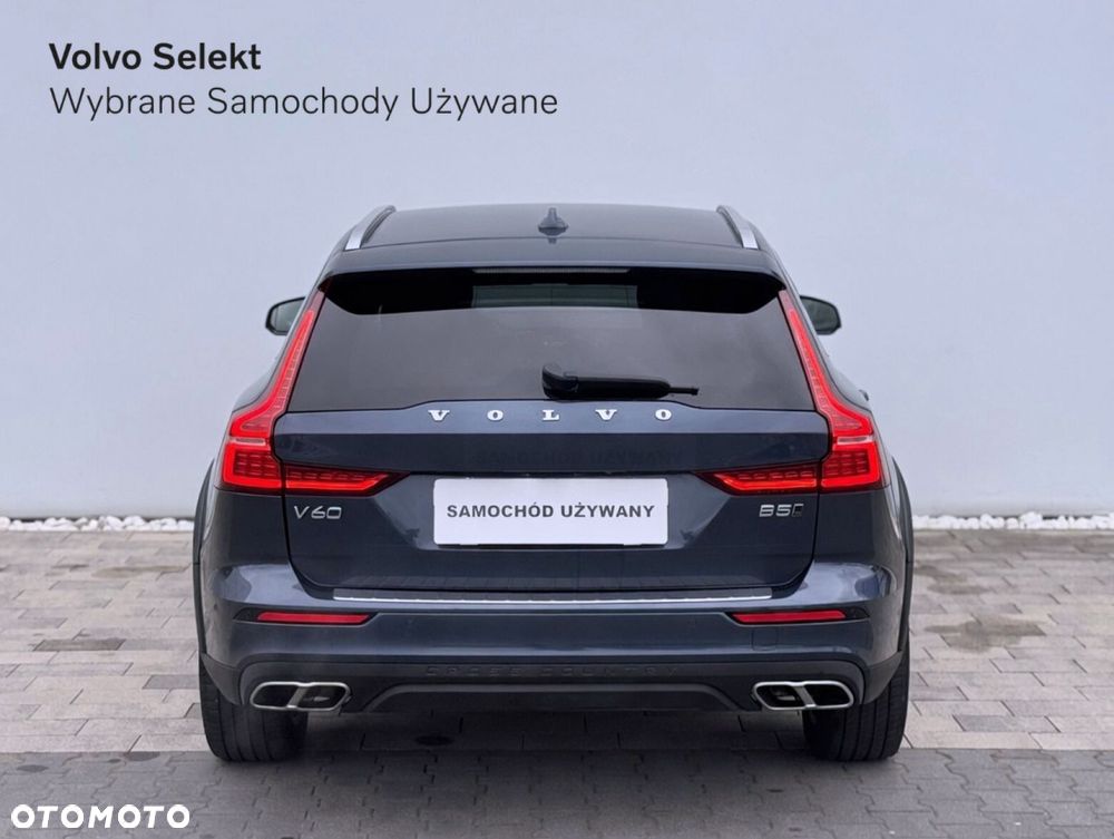 Volvo V60 Cross Country - 7