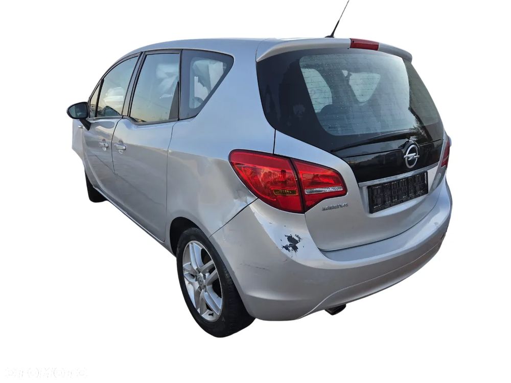 Opel Meriva B 2010 Silnik 1.4 (A14NET) (140 KM / 103 kW) Z157 Na części silnik, klapa, drzwi, lampa - 4