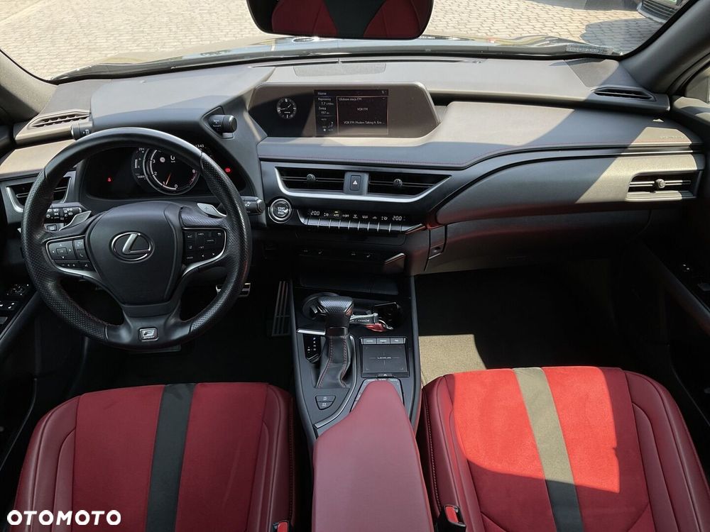 Lexus UX 200 F Sport 2WD - 18