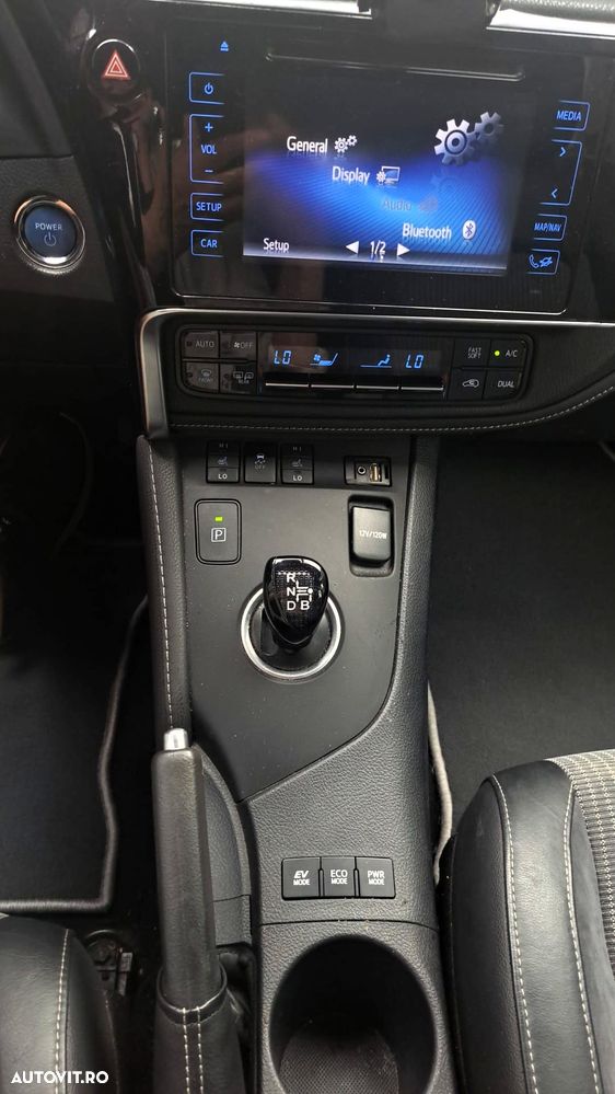 Toyota Auris - 7