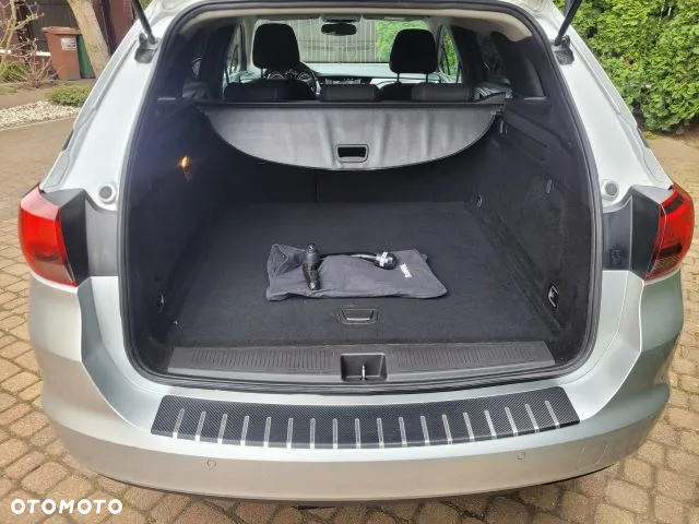 Opel Astra - 9