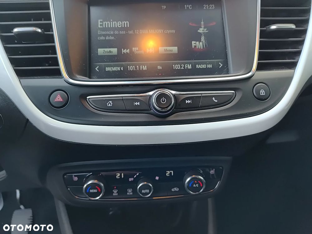 Opel Crossland X - 16