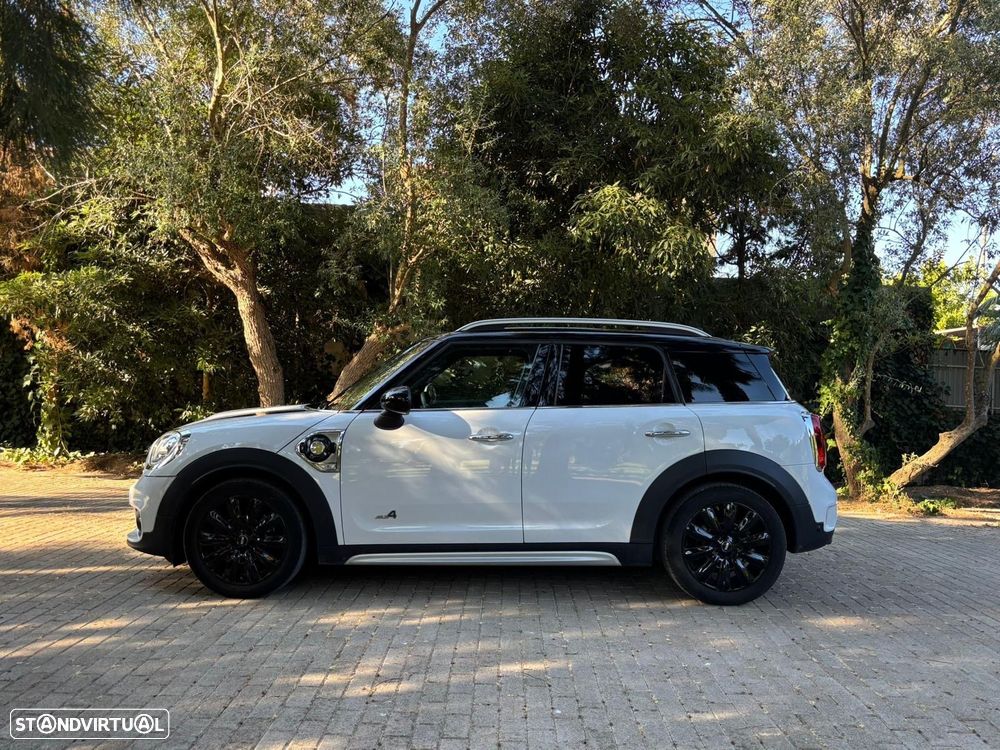 MINI Countryman Cooper SE ALL4 Auto - 2