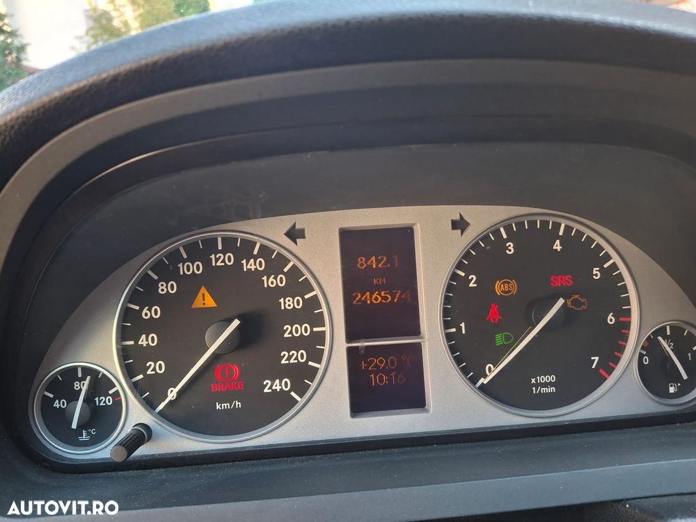 Mercedes-Benz B 150 - 10