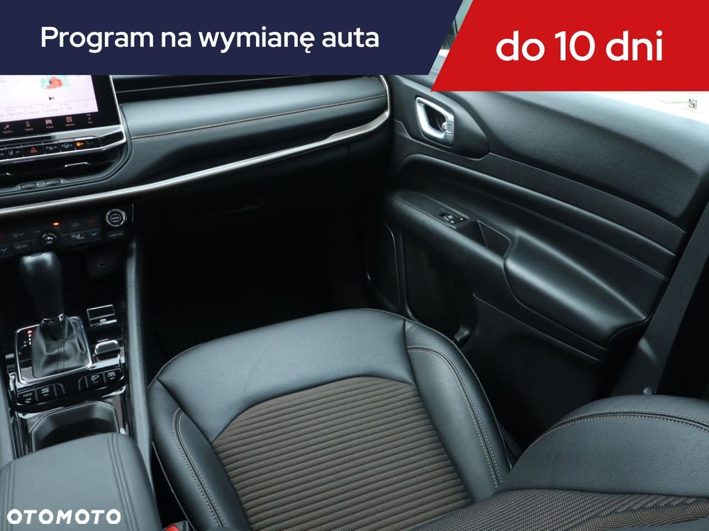 Jeep Compass - 10