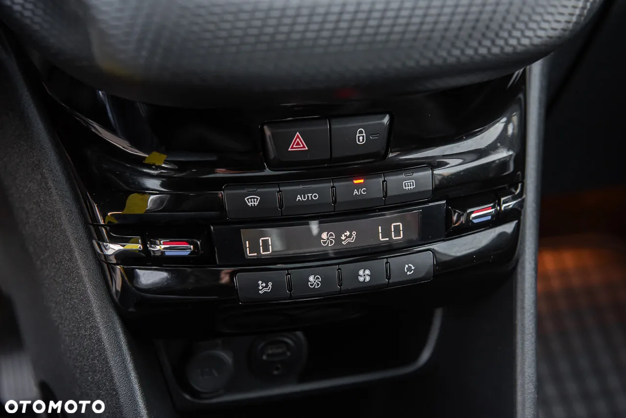 Peugeot 2008 e-HDi FAP 92 EGS6 STOP & START Allure - 18