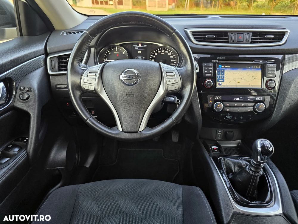 Nissan X-Trail 1.6 dCi ALL-MODE 4x4i Acenta - 17