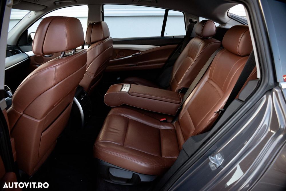 BMW Seria 5 520d Gran Turismo - 14