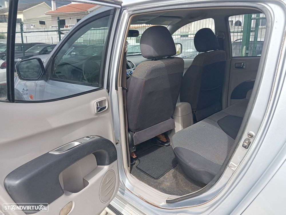 Mitsubishi L200 2.5 DI-D CD Invite AC 4WD - 14