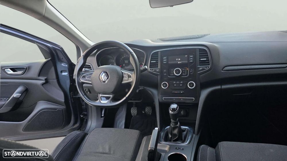 Renault Mégane Sport Tourer - 18