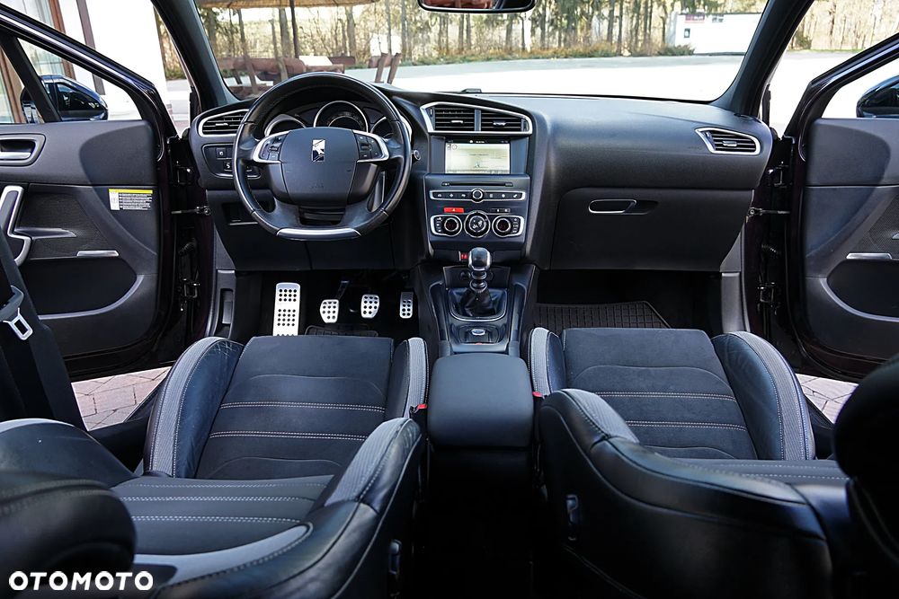 DS Automobiles DS 4 Crossback - 22