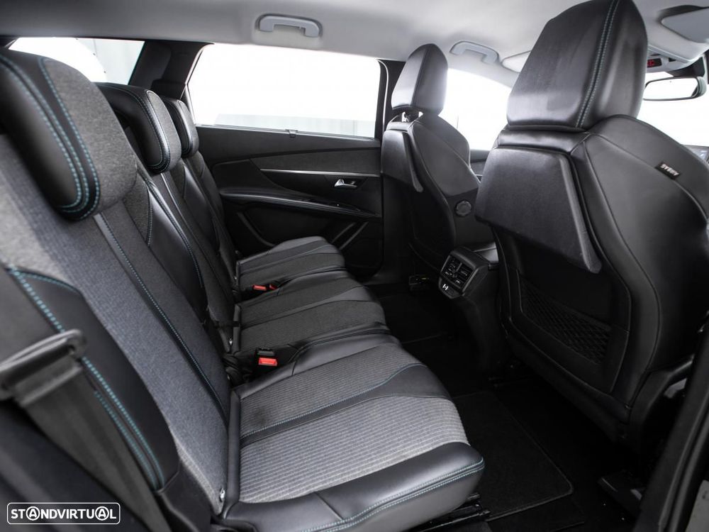 Peugeot 5008 - 11