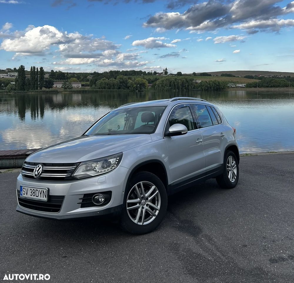 Volkswagen Tiguan - 1