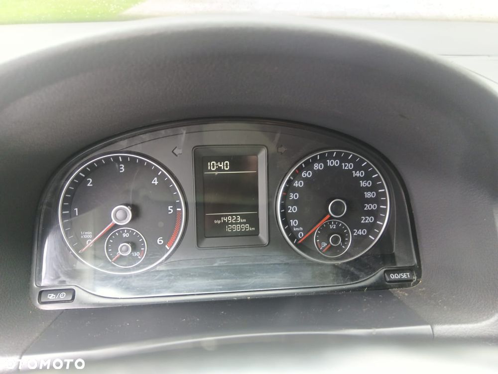Volkswagen Touran 1.6 TDI DPF BlueMot Comfortline - 6